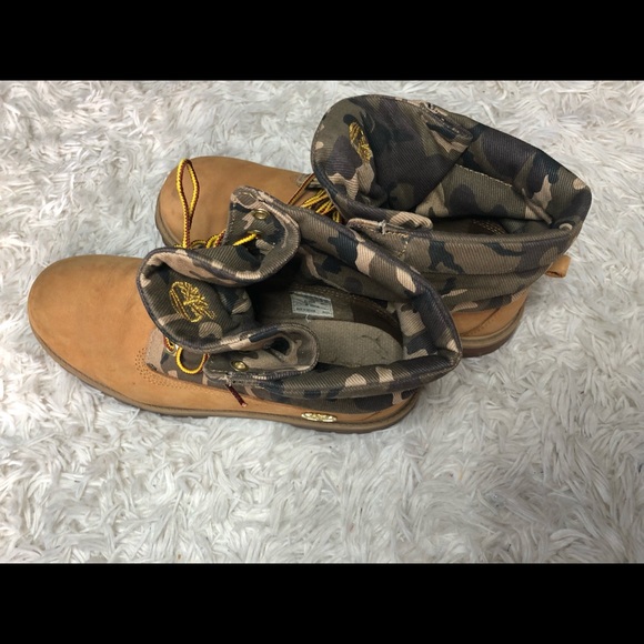 Men’s camo timberlands in NEW CONDITION - Picture 6 of 10